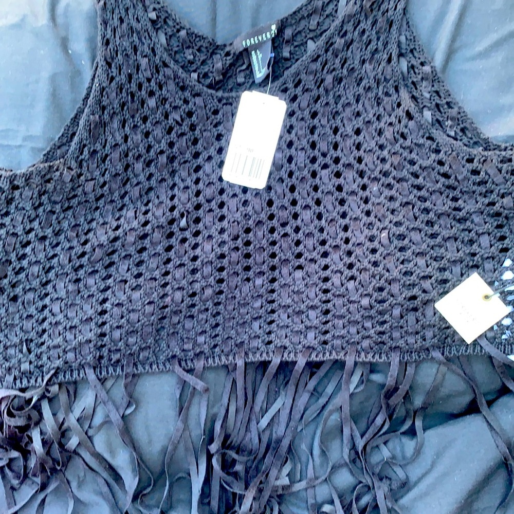 New! L Women’s Black Crochet Crop Tank Top 🖤